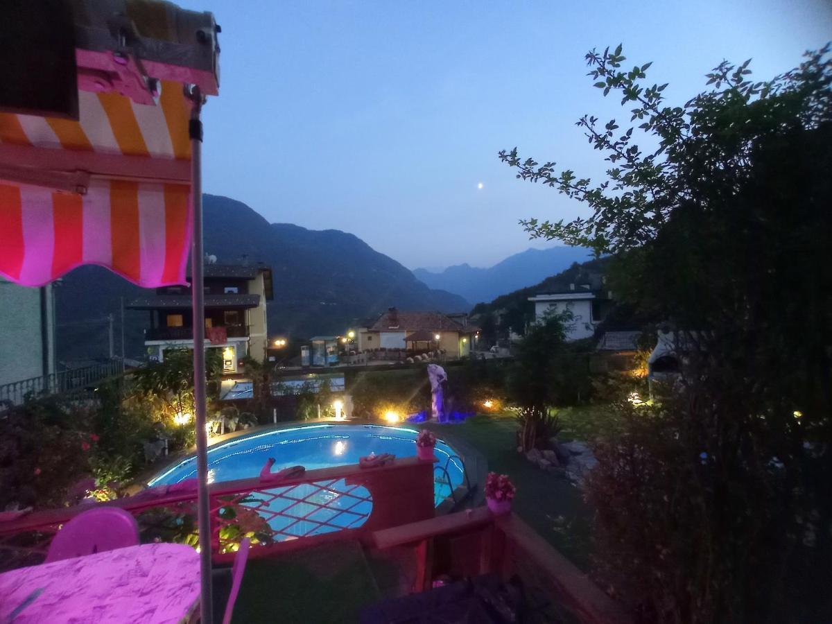 Comfortable Apartment With Panoramic View 65 M² Shared Pool Challand Saint Victor Buitenkant foto